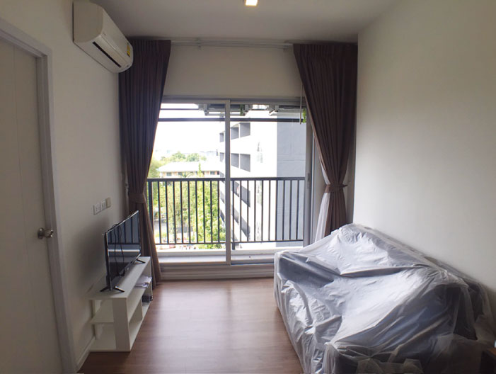 ノッティング・ヒルのリビング