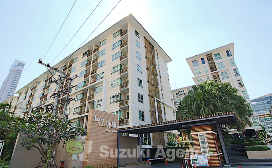 ザ・クローバー・トンロー・レジデンスの外観