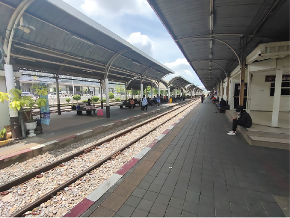 ほのぼのした従来のバンスー駅