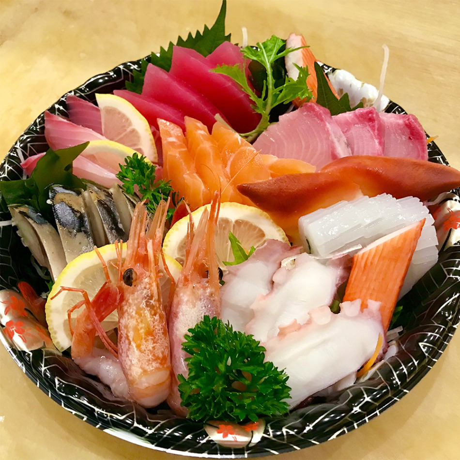 博多の宅配「刺身 松（800バーツ）」