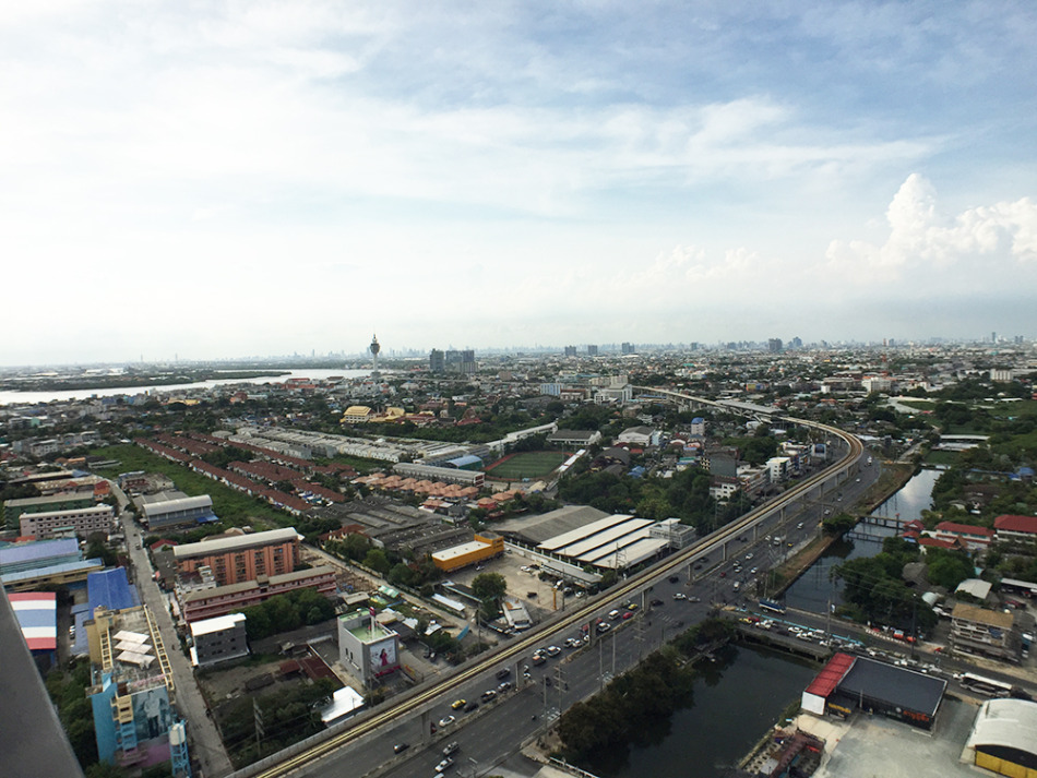 ザ・プレジデント・スクムビット・サムットプラカンはリバービューの部屋が12,500バーツ/月