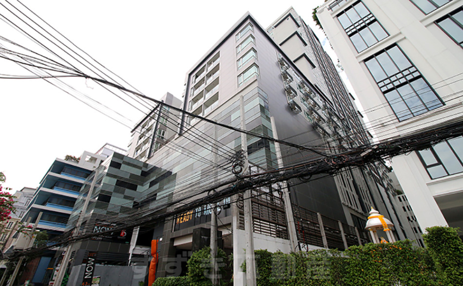 S15スクムビットの外観