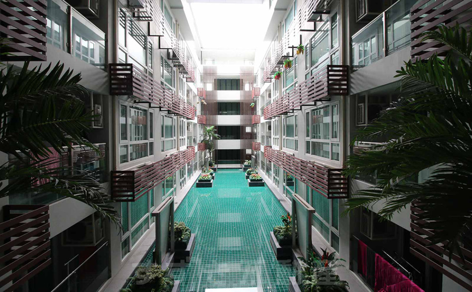 S15スクムビットのプール