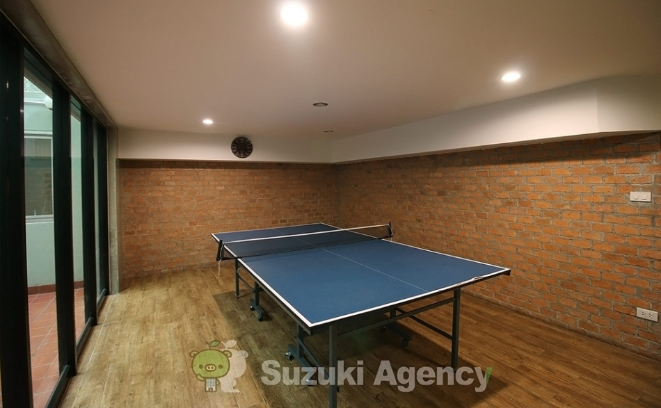 レインツリーヴィラの卓球台