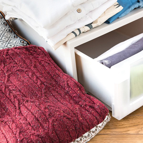 めったに着ない服はクラウドルームへ