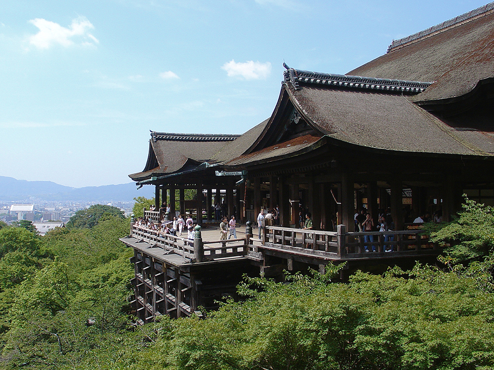 西野さんらが研修旅行で訪れた清水寺（著者撮影）